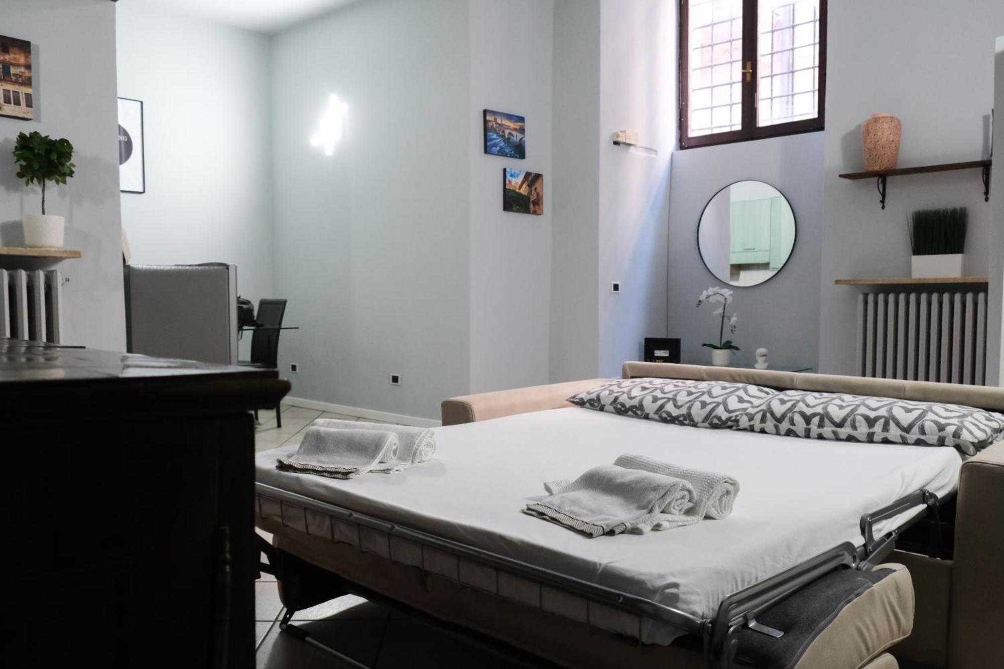 Carega City Center Apartment Верона Экстерьер фото