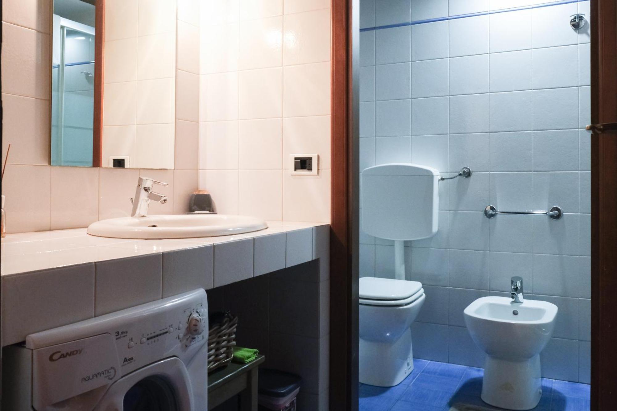 Carega City Center Apartment Верона Экстерьер фото